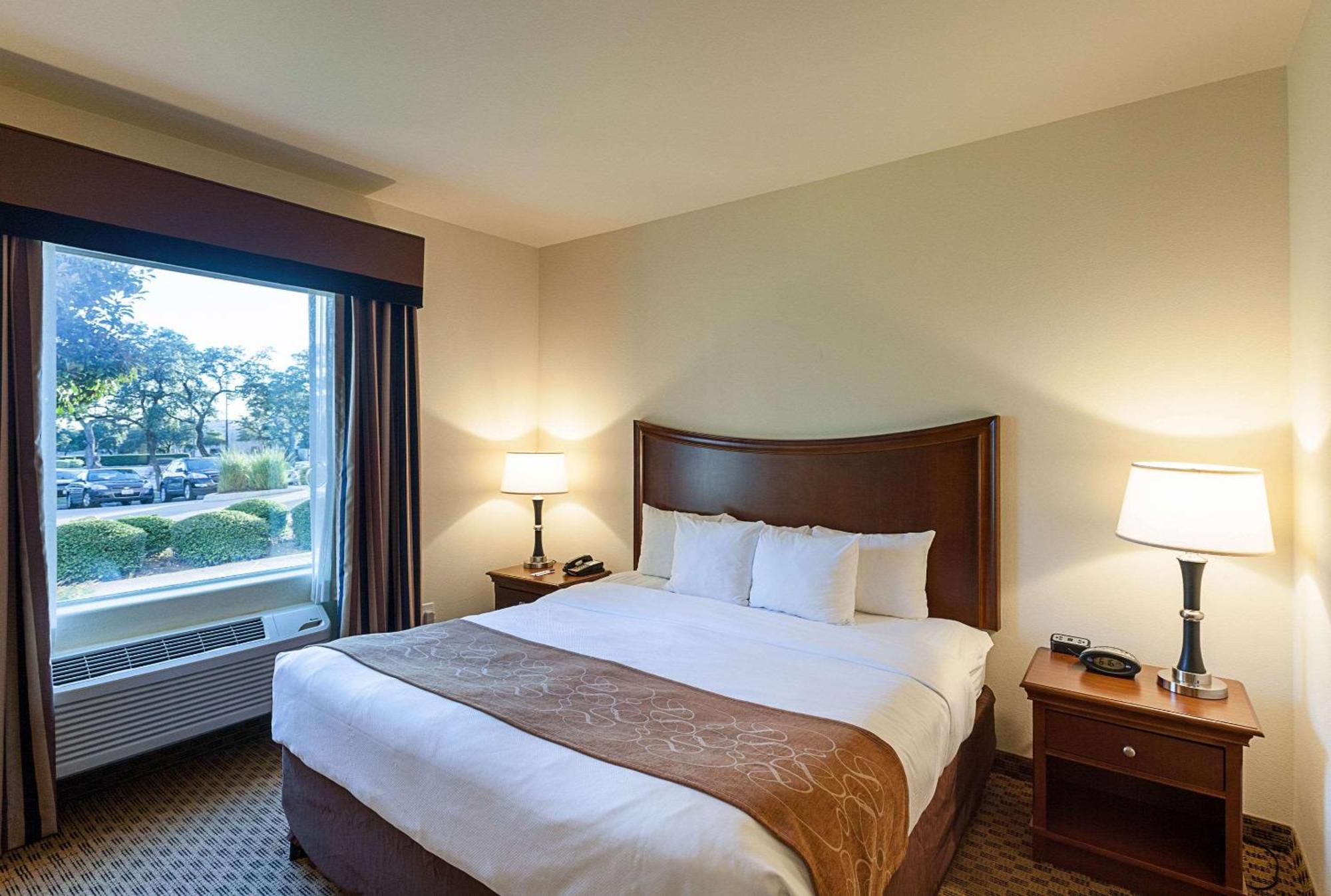 Comfort Suites San Antonio North - Stone Oak Esterno foto
